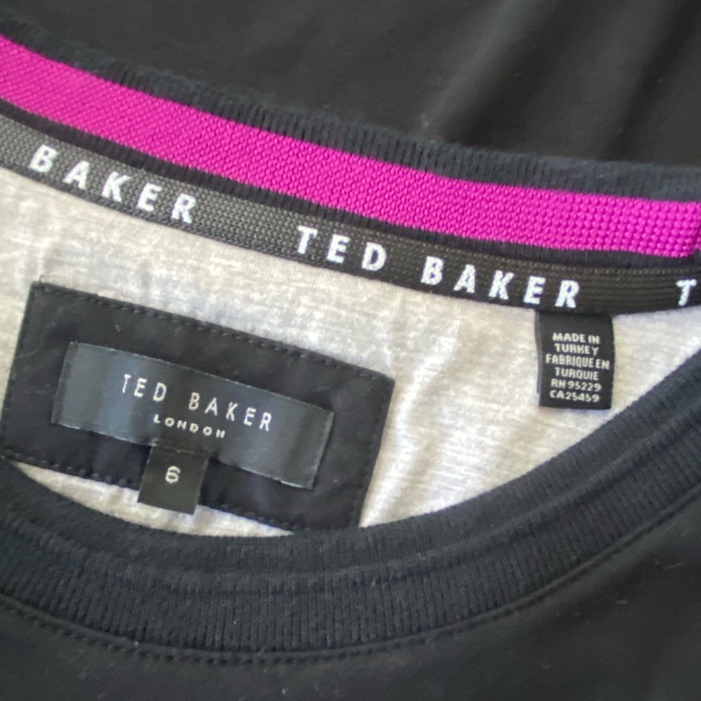 Ted Baker Short Sleeve All Black Shirt‎ with Lifted Print Men’s Size 6 - Picture 3 of 9